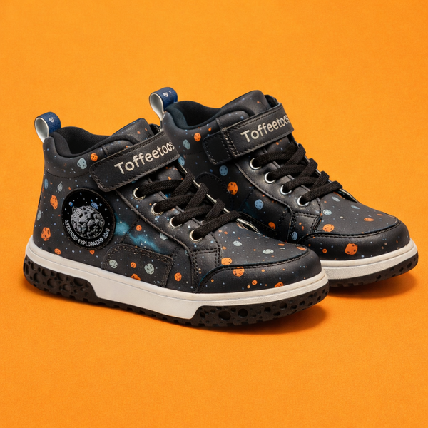 Astroknots Asteroid Black