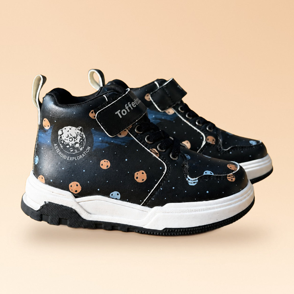 Astroknots Asteroid Black Kids Sneakers - view 3
